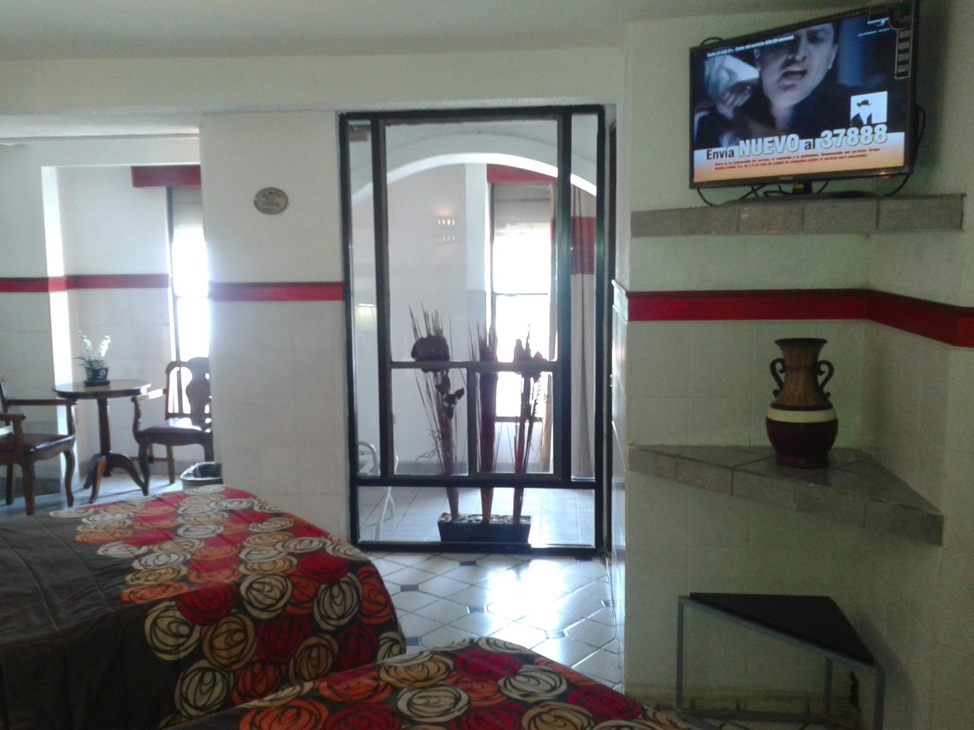 Hotel Terranova Τάμπικο Εξωτερικό φωτογραφία